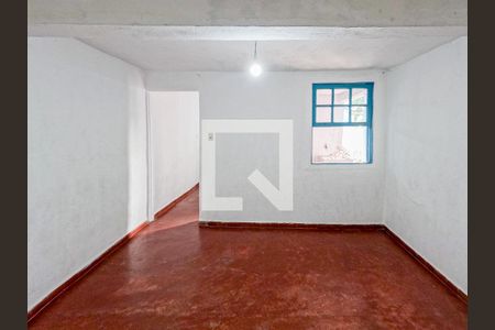 Quarto de casa para alugar com 1 quarto, 50m² em Jardim São Silvestre, São Paulo