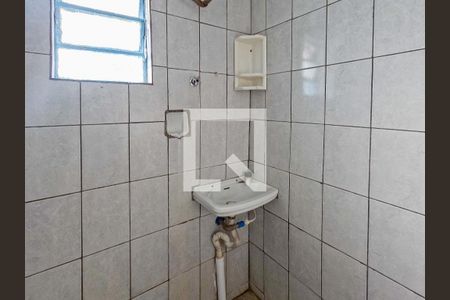 Casa para alugar com 50m², 1 quarto e sem vaga Casa para alugar com 50m², 1 quarto e sem vagaBanheiro