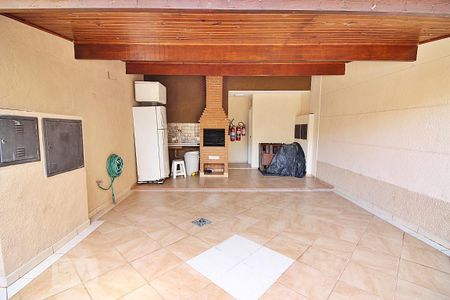 Casa de condomínio à venda com 174m², 3 quartos e 2 vagasÁrea comum - Churrasqueira