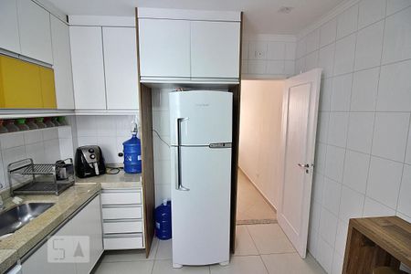 Casa de condomínio à venda com 174m², 3 quartos e 2 vagasCozinha