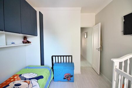 Casa de condomínio à venda com 174m², 3 quartos e 2 vagasQuarto 3