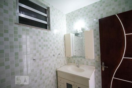 Banheiro de apartamento para alugar com 1 quarto, 42m² em Fonseca, Niterói