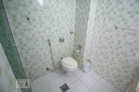 Banheiro de apartamento para alugar com 1 quarto, 42m² em Fonseca, Niterói