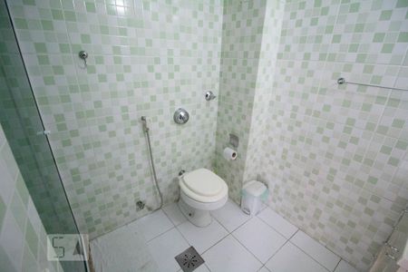 Banheiro de apartamento para alugar com 1 quarto, 42m² em Fonseca, Niterói
