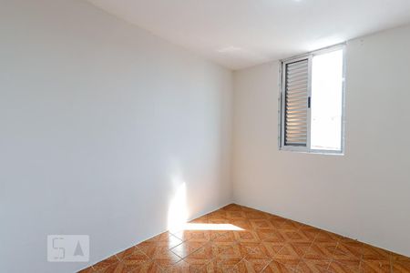 Quarto 2 de apartamento para alugar com 2 quartos, 58m² em Jardim Julieta, São Paulo