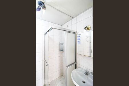 Banheiro de apartamento à venda com 2 quartos, 68m² em Santo Amaro, São Paulo