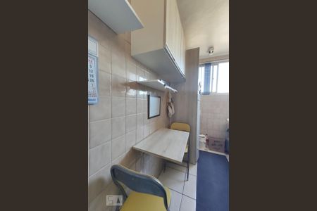 Apartamento à venda com 43m², 1 quarto e sem vagaCozinha e Área de Serviço