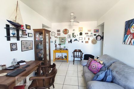 Sala de apartamento para alugar com 1 quarto, 43m² em Centro, São Leopoldo