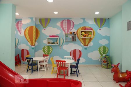 Apartamento à venda com 85m², 2 quartos e 2 vagasÁrea Comum - Brinquedoteca