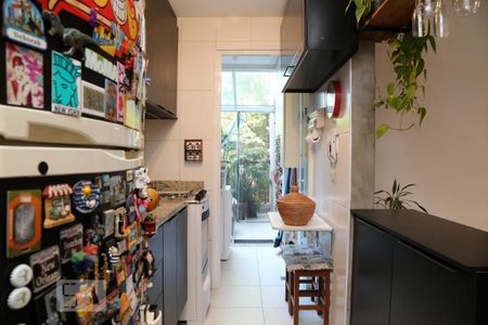 Apartamento à venda com 85m², 2 quartos e 2 vagasCozinha 