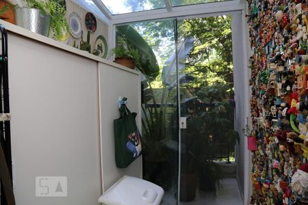 Apartamento à venda com 85m², 2 quartos e 2 vagasÁrea de Serviço