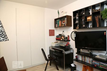 Apartamento à venda com 85m², 2 quartos e 2 vagasQuarto 1 