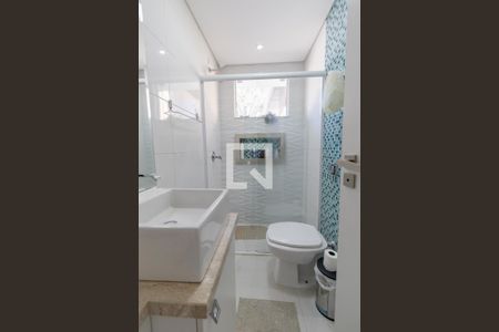 Casa para alugar com 120m², 3 quartos e 3 vagasBanheiro Social