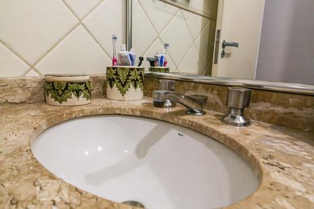 Apartamento à venda com 90m², 3 quartos e 2 vagasBanheiro 