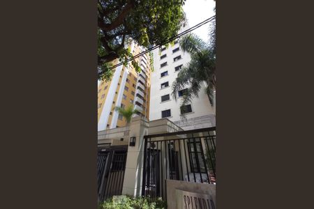 Apartamento à venda com 90m², 3 quartos e 2 vagasFachada