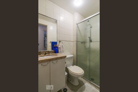 Apartamento à venda com 90m², 3 quartos e 2 vagasBanheiro 