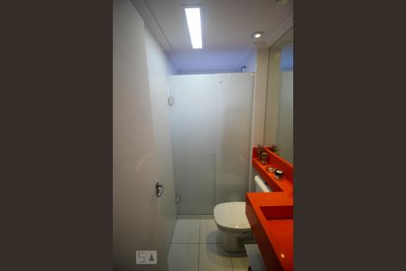 Apartamento à venda com 57m², 2 quartos e 1 vaga Apartamento à venda com 57m², 2 quartos e 1 vagaBanheiro