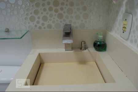 Apartamento para alugar com 56m², 3 quartos e 1 vagaBanheiro - Torneira