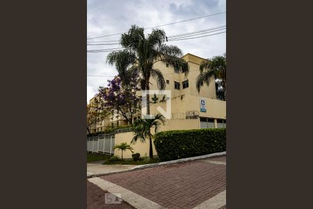 Apartamento para alugar com 56m², 3 quartos e 1 vagaFachada