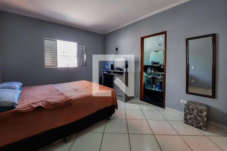 Casa à venda com 269m², 3 quartos e 2 vagas Casa à venda com 269m², 3 quartos e 2 vagasSuíte
