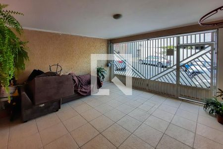 Casa à venda com 269m², 3 quartos e 2 vagas Casa à venda com 269m², 3 quartos e 2 vagasGaragem