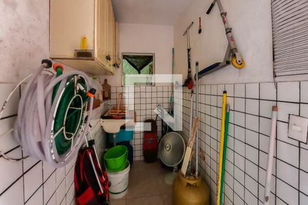 Casa à venda com 269m², 3 quartos e 2 vagas Casa à venda com 269m², 3 quartos e 2 vagasÁrea de Serviço