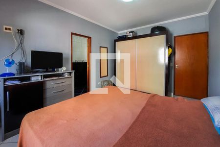 Casa à venda com 269m², 3 quartos e 2 vagas Casa à venda com 269m², 3 quartos e 2 vagasSuíte