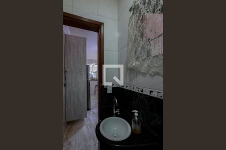 Casa à venda com 269m², 3 quartos e 2 vagas Casa à venda com 269m², 3 quartos e 2 vagasLavabo