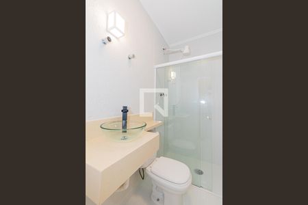 Casa à venda com 290m², 4 quartos e 5 vagas Casa à venda com 290m², 4 quartos e 5 vagasBanheiro da Suíte 2