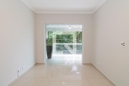 Casa à venda com 290m², 4 quartos e 5 vagas Casa à venda com 290m², 4 quartos e 5 vagasSuíte 3