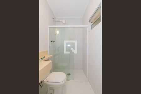 Casa à venda com 290m², 4 quartos e 5 vagas Casa à venda com 290m², 4 quartos e 5 vagasBanheiro da Suíte 2