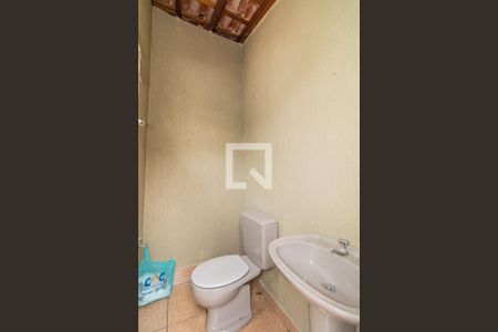 Casa à venda com 290m², 4 quartos e 5 vagas Casa à venda com 290m², 4 quartos e 5 vagasBanheiro