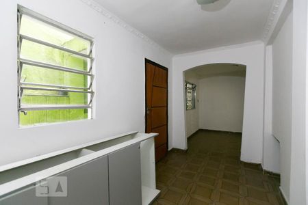 Sala 1 de casa para alugar com 3 quartos, 80m² em Vila Santa Teresinha, São Paulo
