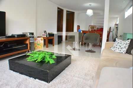 Casa para alugar com 4 quartos, 200m² em Itapuã, Salvador