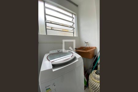 Apartamento à venda com 60m², 2 quartos e 1 vagaCozinha e Área de Serviço