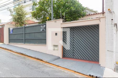 Casa para alugar com 190m², 4 quartos e 2 vagasFachada