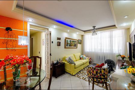 Sala de apartamento à venda com 2 quartos, 72m² em Santa Rosa, Niterói