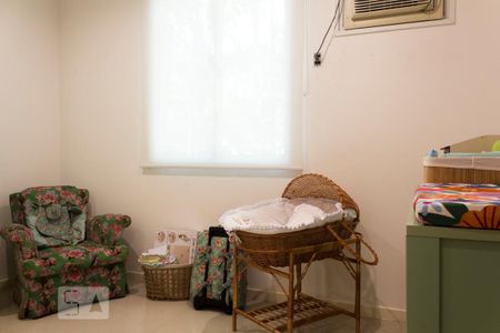 Casa de condomínio à venda com 305m², 6 quartos e 3 vagasSuíte 3