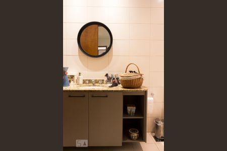 Casa de condomínio à venda com 305m², 6 quartos e 3 vagasBanheiro da Suíte 4