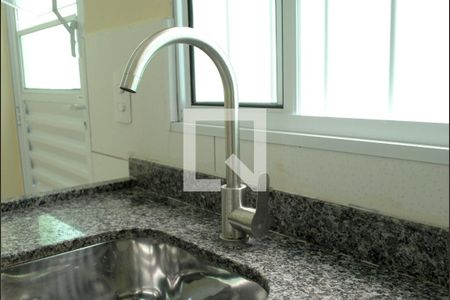 Casa à venda com 110m², 2 quartos e 1 vagaCozinha - Torneira