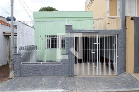 Casa à venda com 110m², 2 quartos e 1 vagaFachada