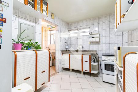 Apartamento à venda com 77m², 2 quartos e 1 vagaCozinha