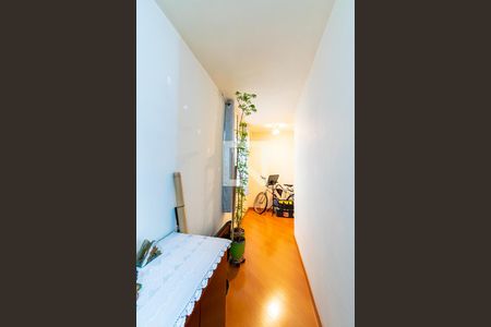 Apartamento à venda com 77m², 2 quartos e 1 vagaCorredor