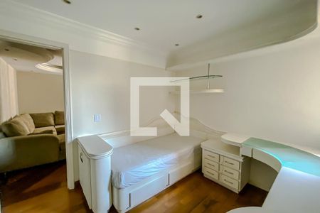 Apartamento à venda com 220m², 4 quartos e 4 vagasSuite