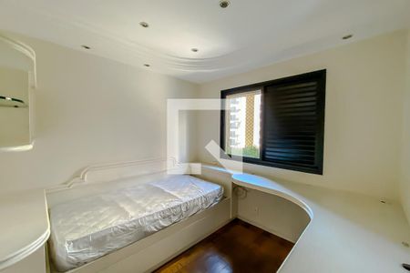 Apartamento à venda com 220m², 4 quartos e 4 vagasQuarto2