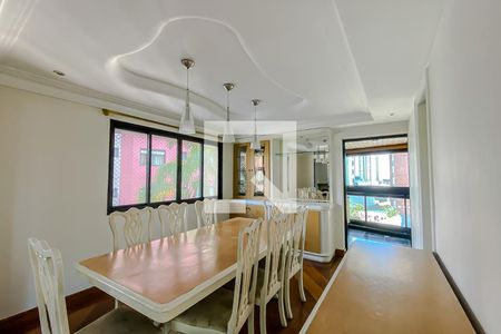 Apartamento à venda com 220m², 4 quartos e 4 vagasSala