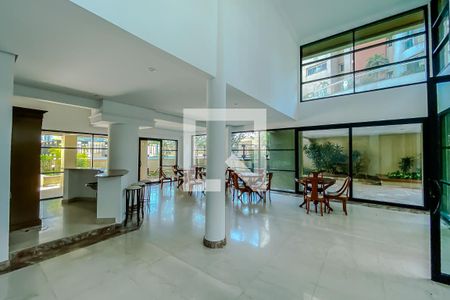 Apartamento à venda com 220m², 4 quartos e 4 vagasSalao de Festa