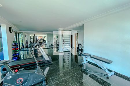 Apartamento à venda com 220m², 4 quartos e 4 vagasAcademia