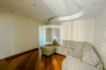 Apartamento à venda com 220m², 4 quartos e 4 vagasSala de TV