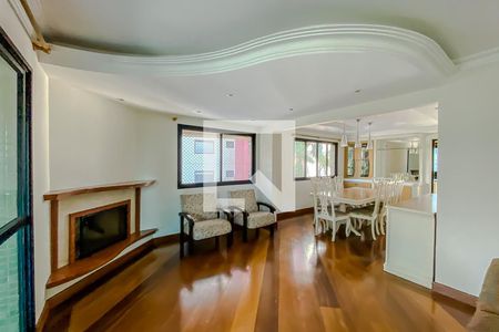 Apartamento à venda com 220m², 4 quartos e 4 vagasSala